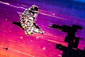 Crystallizations in polarized light