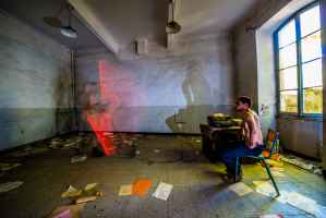 Photo Performance, 2012 - Urbex und Licht
